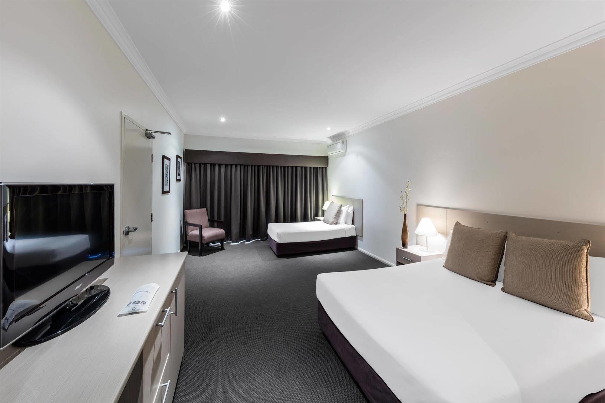 Hunter Gateway Motel Maitland Buitenkant foto